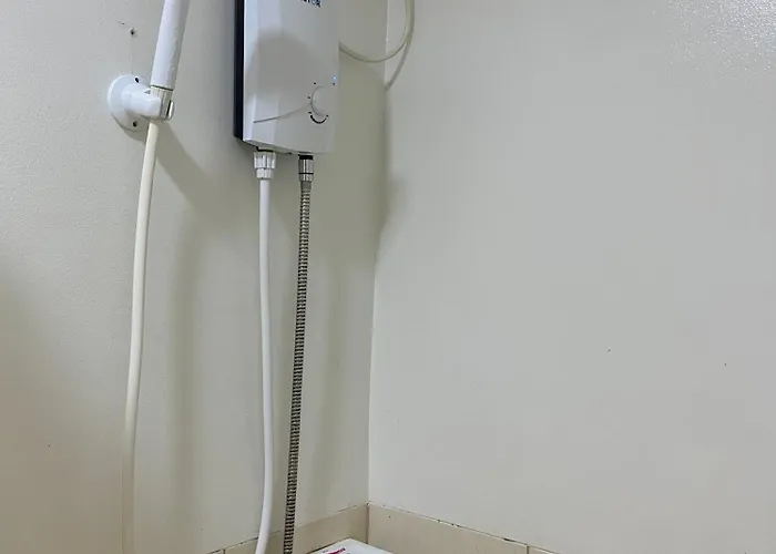 1 Bedroom With Balcony At Qc Manila